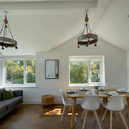 Mill House Dom wakacyjny *