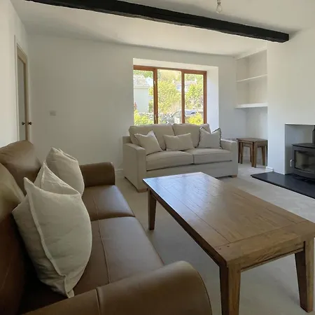 Holiday home Mill House