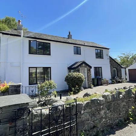 Holiday home Mill House *